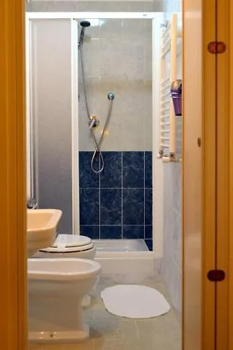 Tucci'S Roma Guest House Řím